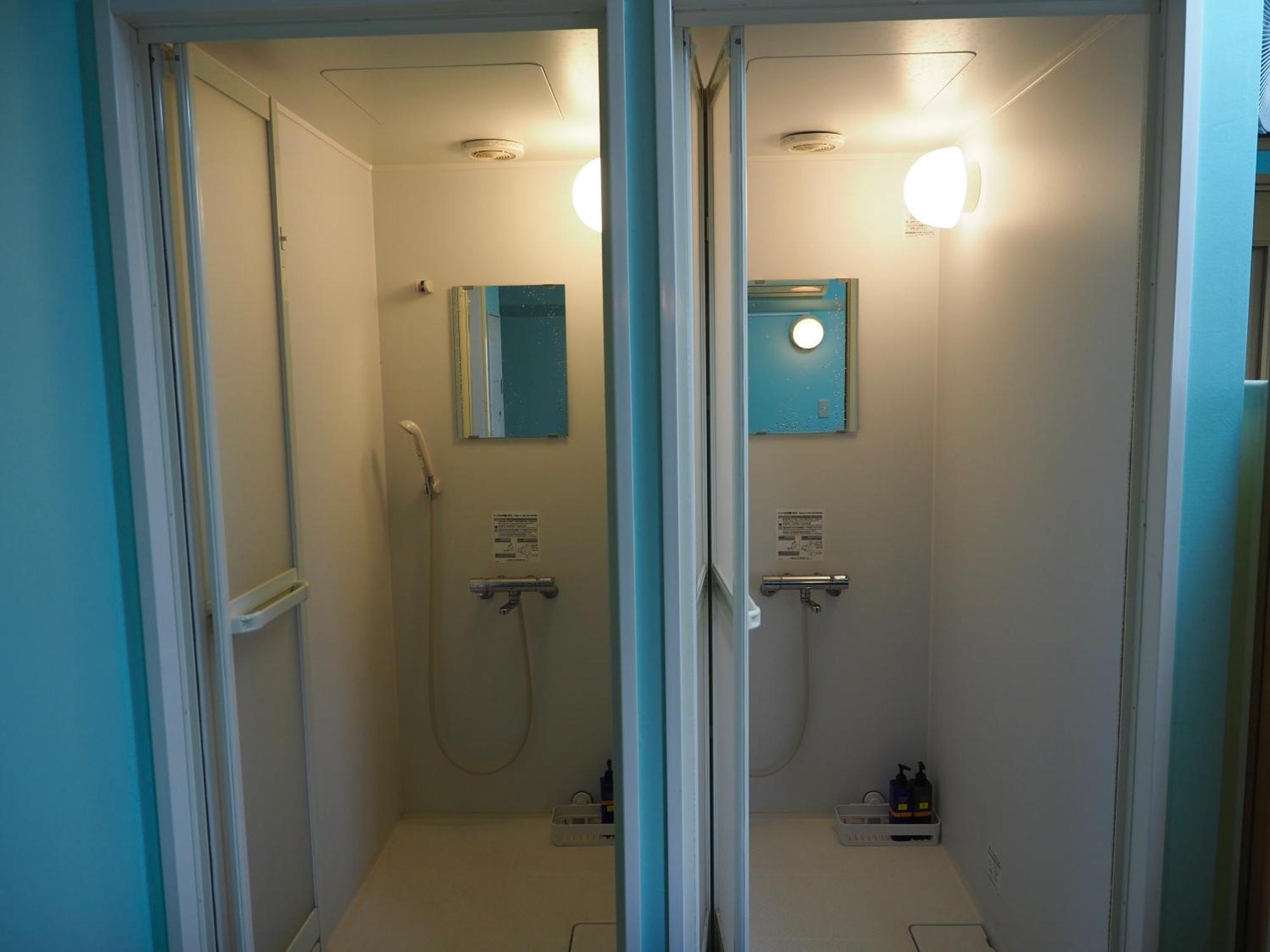 Capsule Block Kapselhotell *